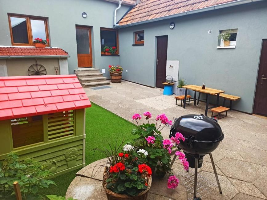 Ubytování 121 - Hlohovec Esterno foto