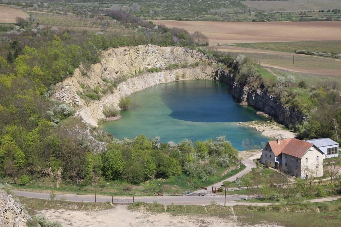Ubytování 121 - Hlohovec Esterno foto